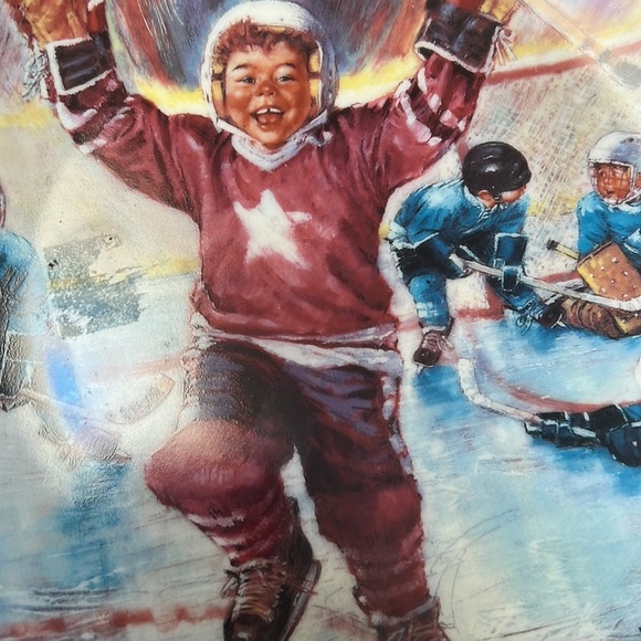 Stewart Sherwood “He Shoots-He Scores” Hockey Collector Plate The Face-off 2nd - Picture 5 of 5